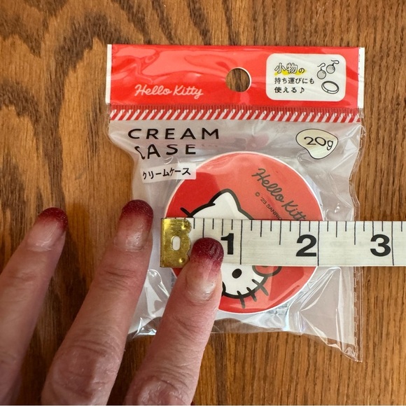 π 6/$60, New, Hello Kitty Cream Case Pill Case Makeup Case, 2β - Picture 3 of 4